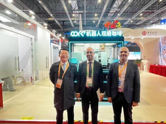 第6届进博会，COFE+咖啡机器人首次出口沙特