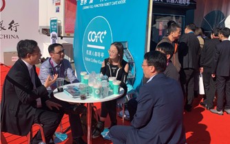 上海市人大副主任肖贵玉视察COFE+机器人咖啡亭进博会展台